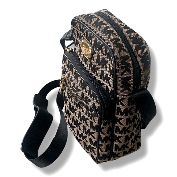 Vintage MICHAEL KORS BEDFORD ZIP CROSSBODY BAG 7 x 9 x 4 Like New Tan/Black - Picture 6 of 12